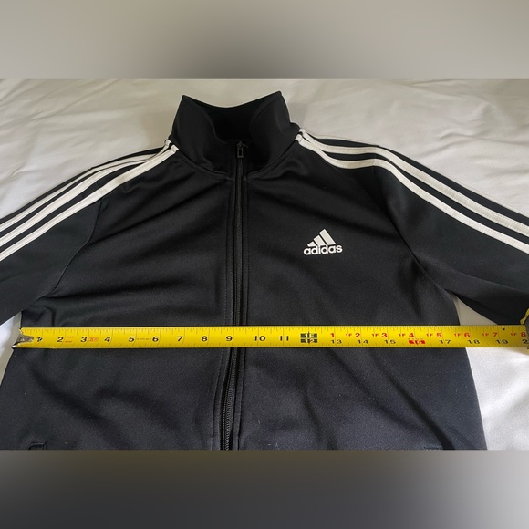 ADIDAS Zip-Up Jacket! - Picture 14 of 17